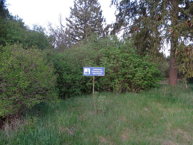 Plik:Cmentarz-zabrodzie1rg.jpg