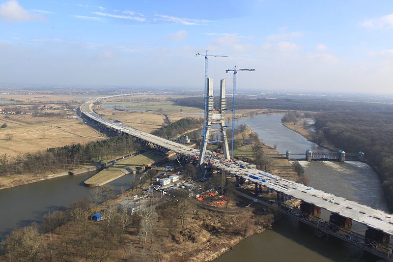 Plik:A8-most redzinski.jpg