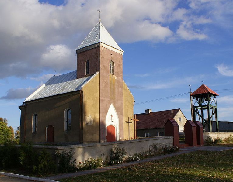 Plik:Wies-gostomia1.jpg