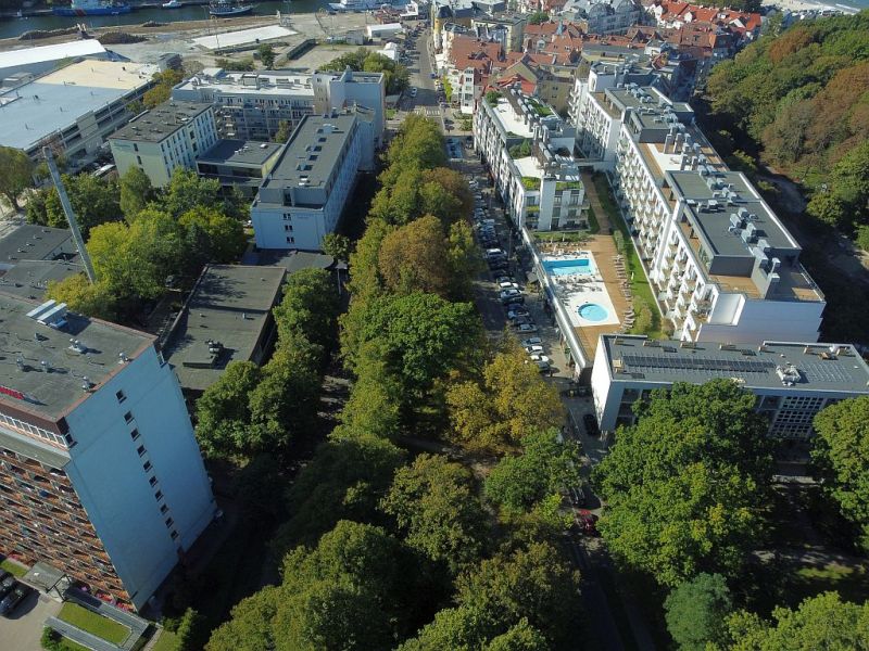 Plik:Kolobrzeg-dron12rg.jpg
