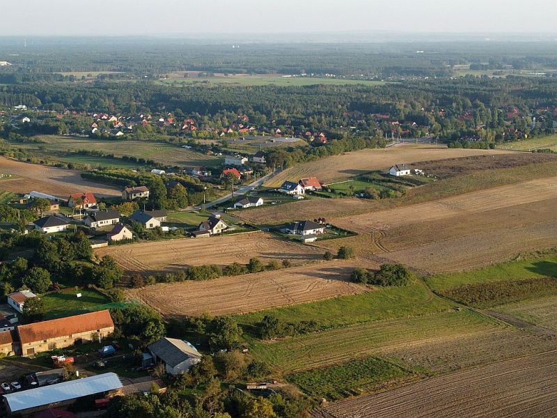 Plik:Dron-dolaszewo-4rg.jpg