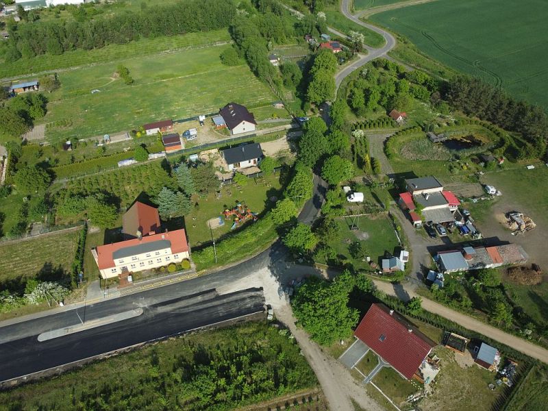 Plik:Dron-tarnowka-3rg.jpg