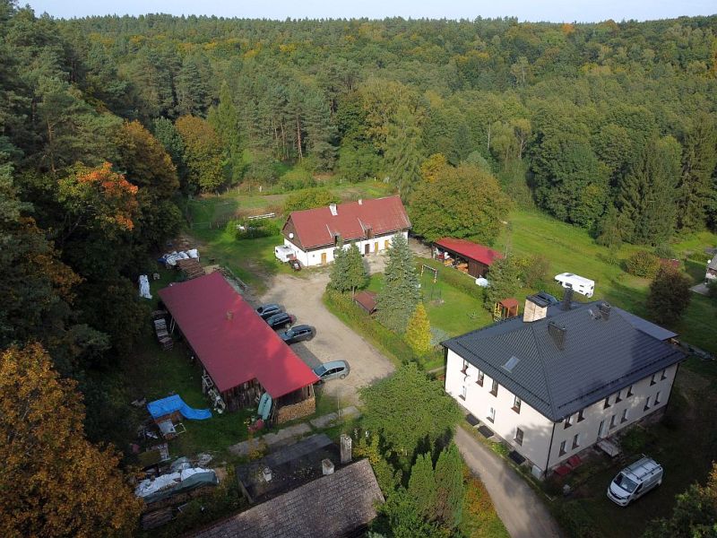 Plik:Osada-trzebieszki-dron1rg.jpg
