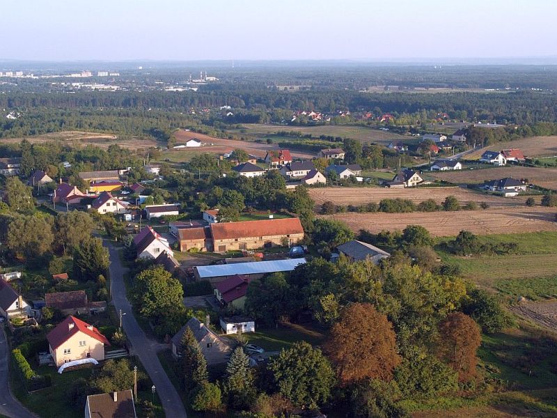 Plik:Dron-dolaszewo-2rg.jpg