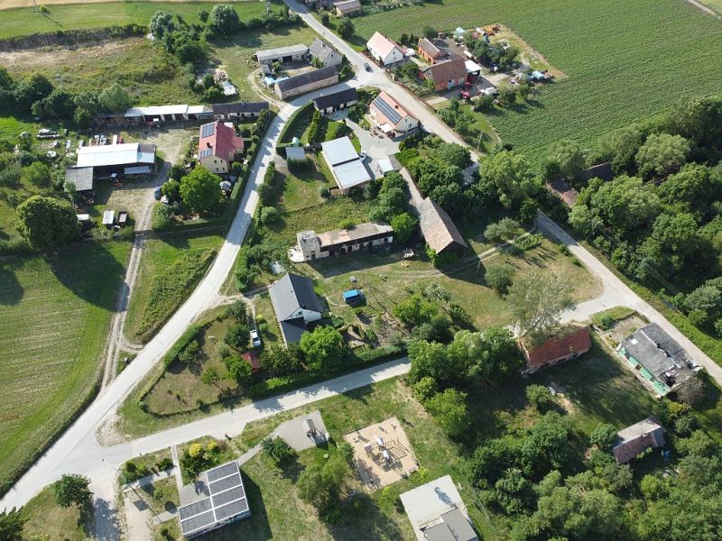 Plik:Dron-tarnowoo-4rg.jpg